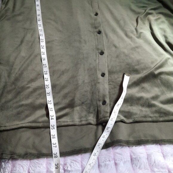 Curvy Girl By Ashley Stewart Olive Green Crushed Velvet Hilo Shirt Dress Size 3X - Picture 7 of 8